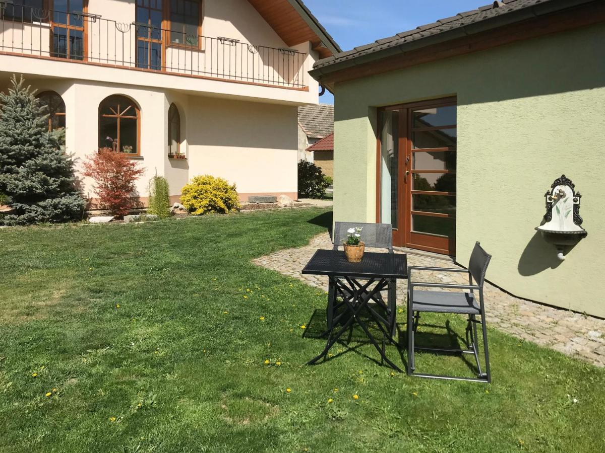 Apartmán HOSÍN Apartamento Hluboká nad Vltavou Exterior foto